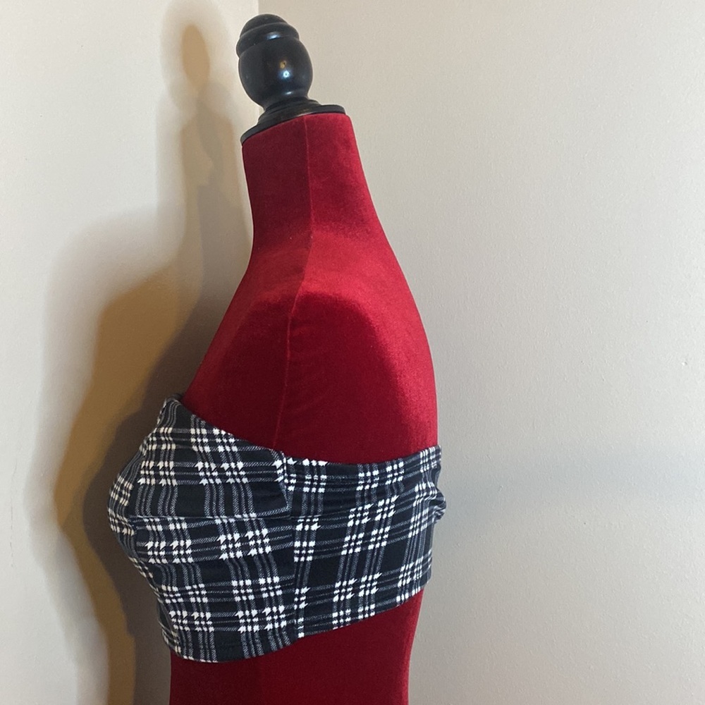 Fashion Nova Black & White Giuliana Checkered Tube Top - Picture 7 of 9